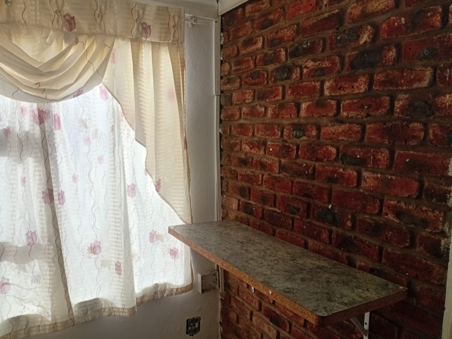 To Let 1 Bedroom Property for Rent in Vincent Eastern Cape